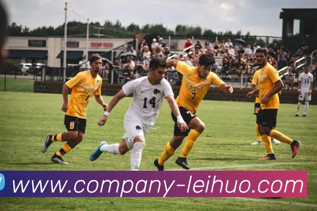 兰德尔赞麦丹转身暴扣完美收官麦丹坚决不参加扣篮大赛